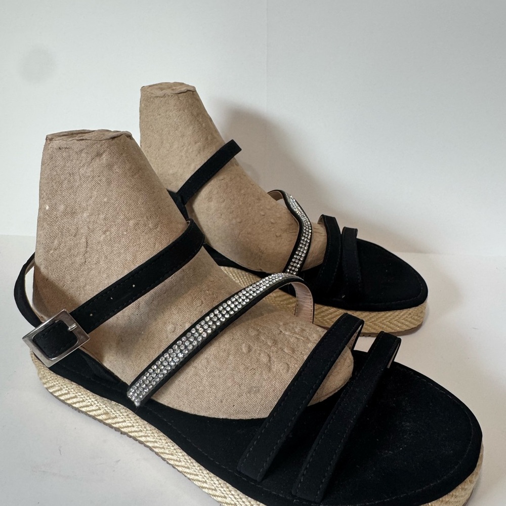 Elegant Black Women's Sandals with Rhinestone Detail
